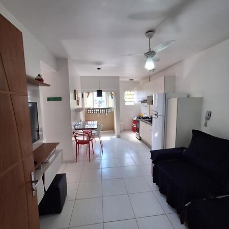 אובטובה Apto Pertinho Da Praia - Lindo E Equipado! Internet 400Mb E 3 Tvs - Completo! Tv A Cabo מראה חיצוני תמונה
